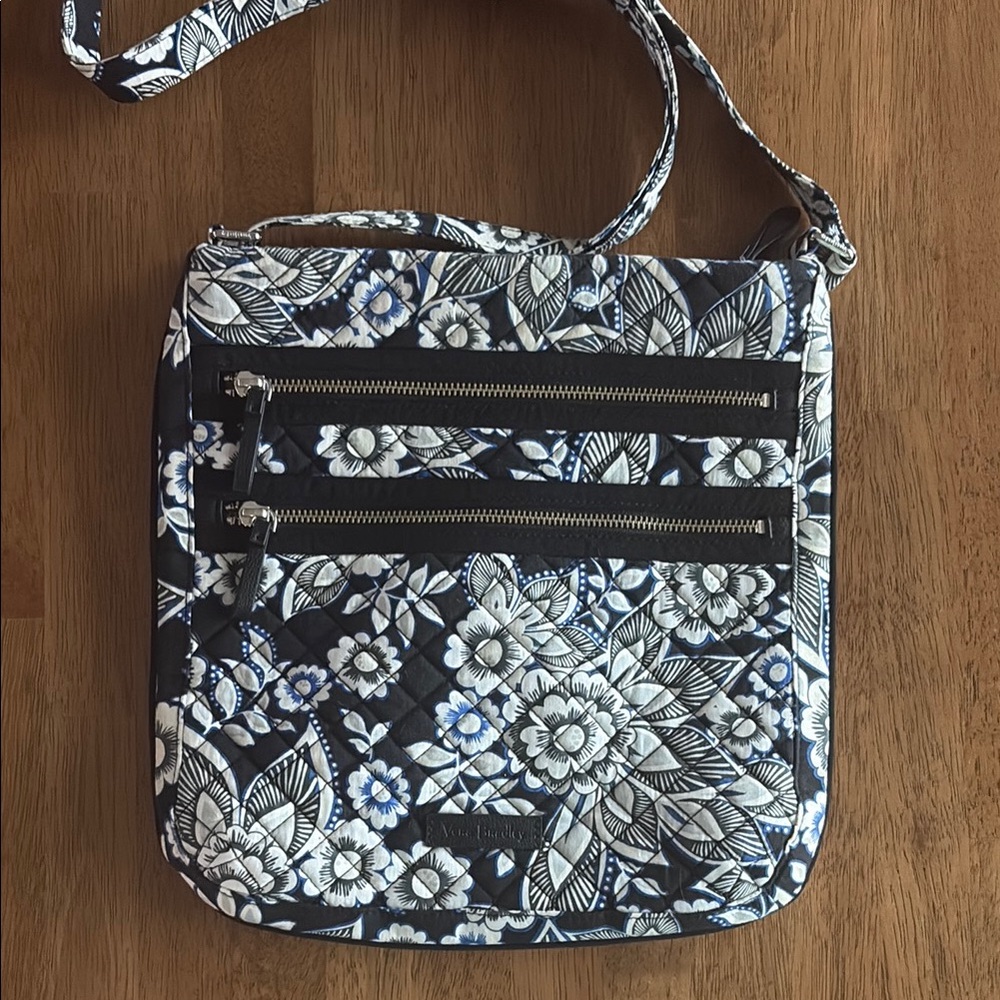 Vera Bradley Black and White Crossbody Bag with Elegant Floral Design